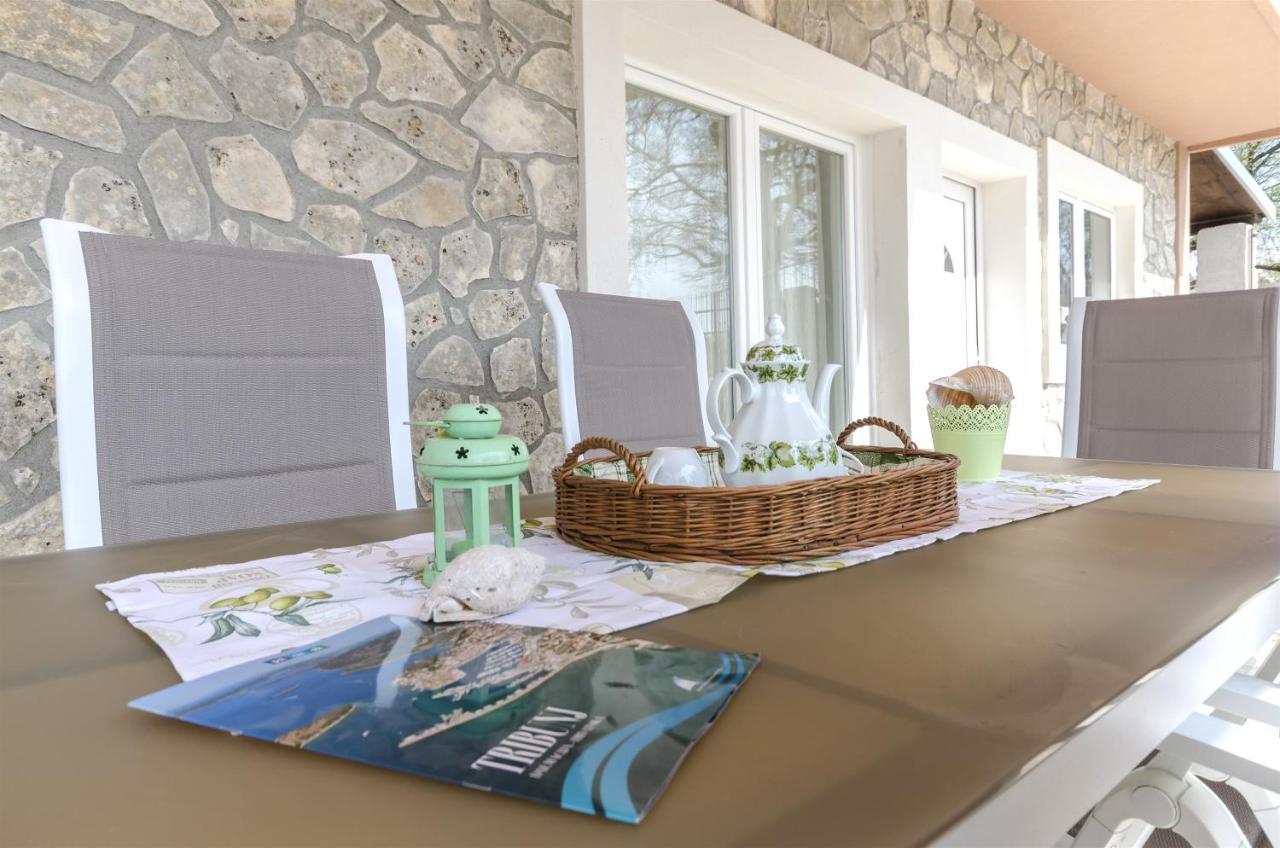 Villa Galia ตรีบูนย์ ภายนอก รูปภาพ