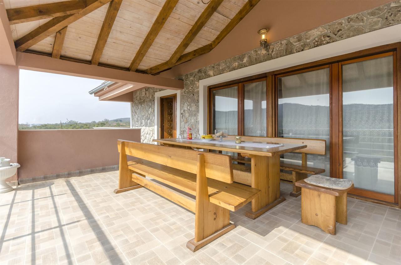 Villa Galia ตรีบูนย์ ภายนอก รูปภาพ