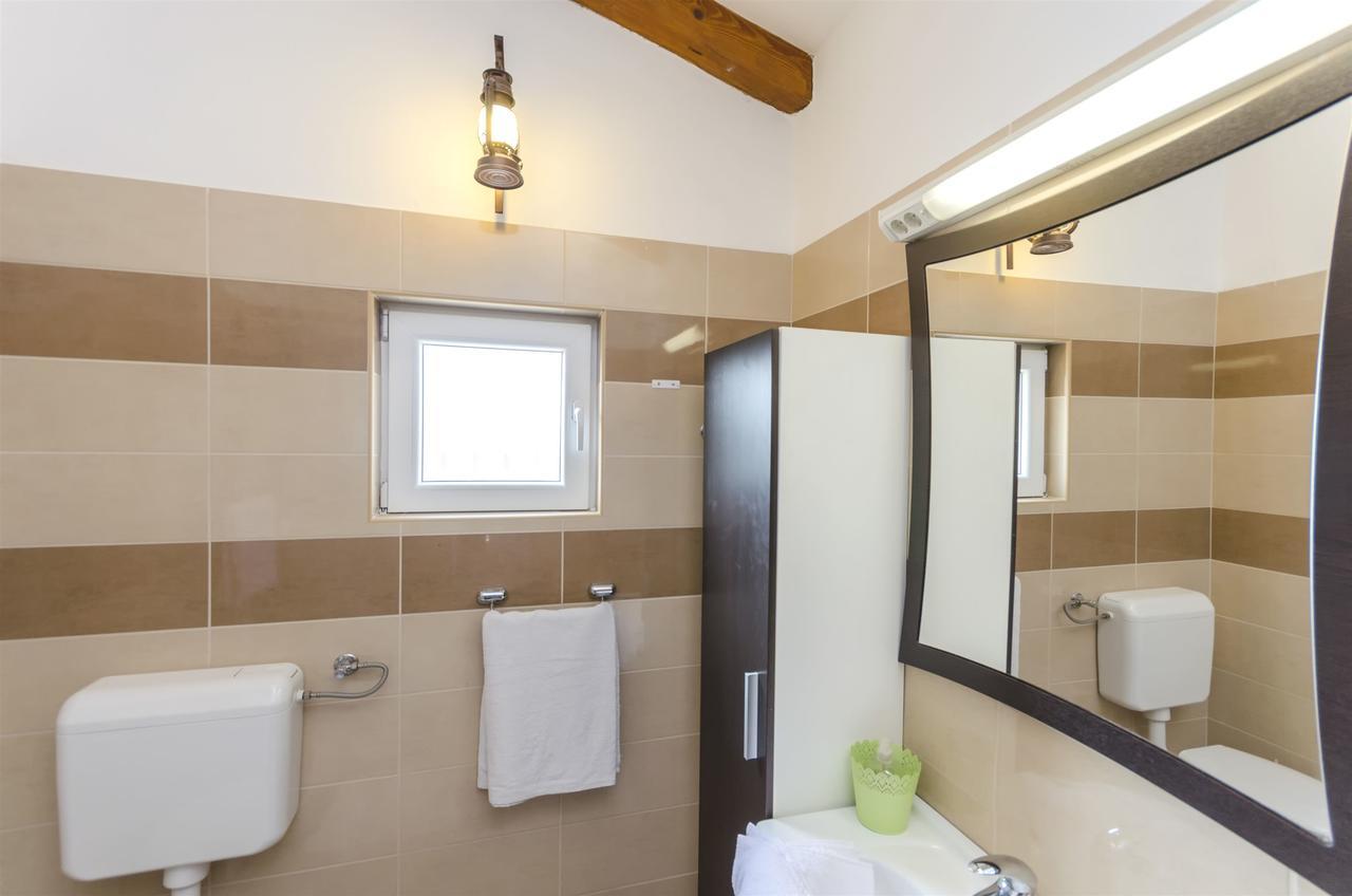 Villa Galia ตรีบูนย์ ภายนอก รูปภาพ